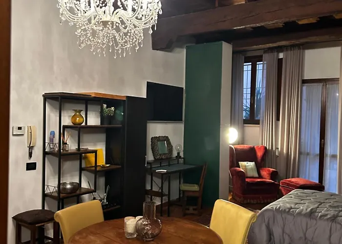 Maison Mayr Apartman Ferrara